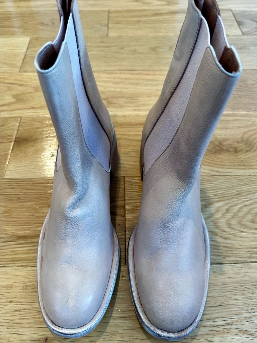 Free People Blush Leather Chelsea Boots | Never Worn | EU 39 - Picture 4 of 11